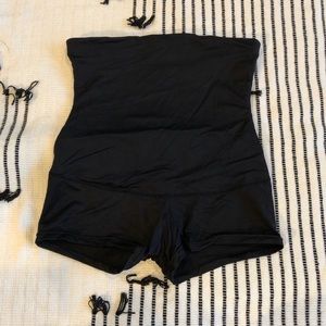 Black Shapewear for tummy control